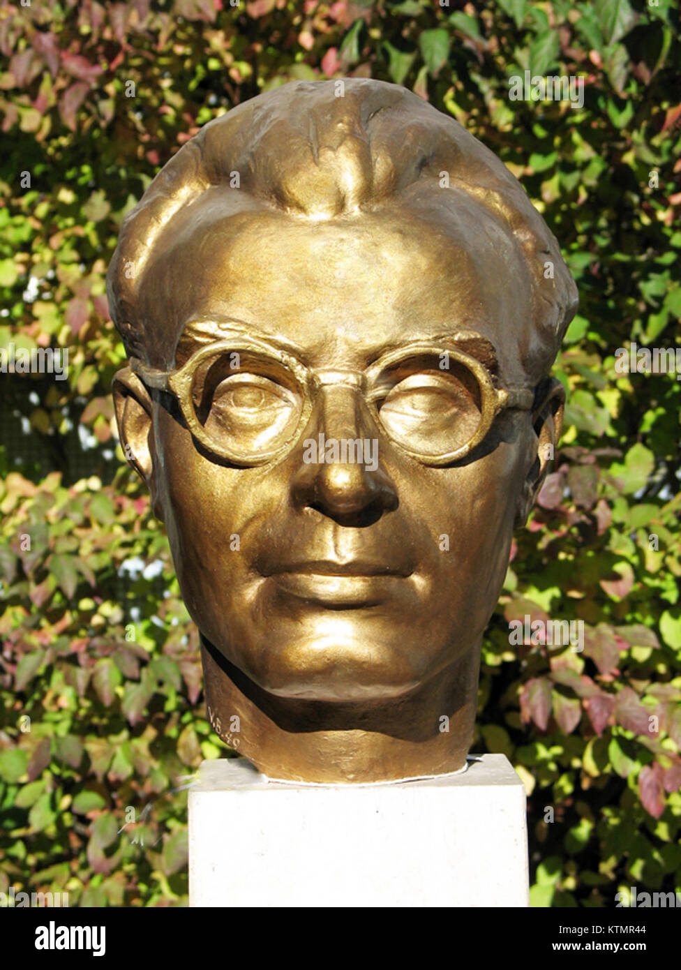 Le monument dédié au capitaine Jana Nalepku, héros de la seconde Guerre mondiale, a été érigé en 1949 en l'honneur de sa bravoure. Le mémorial est un hommage à son sacrifice et à l'histoire de la seconde Guerre mondiale dans la région. Banque D'Images