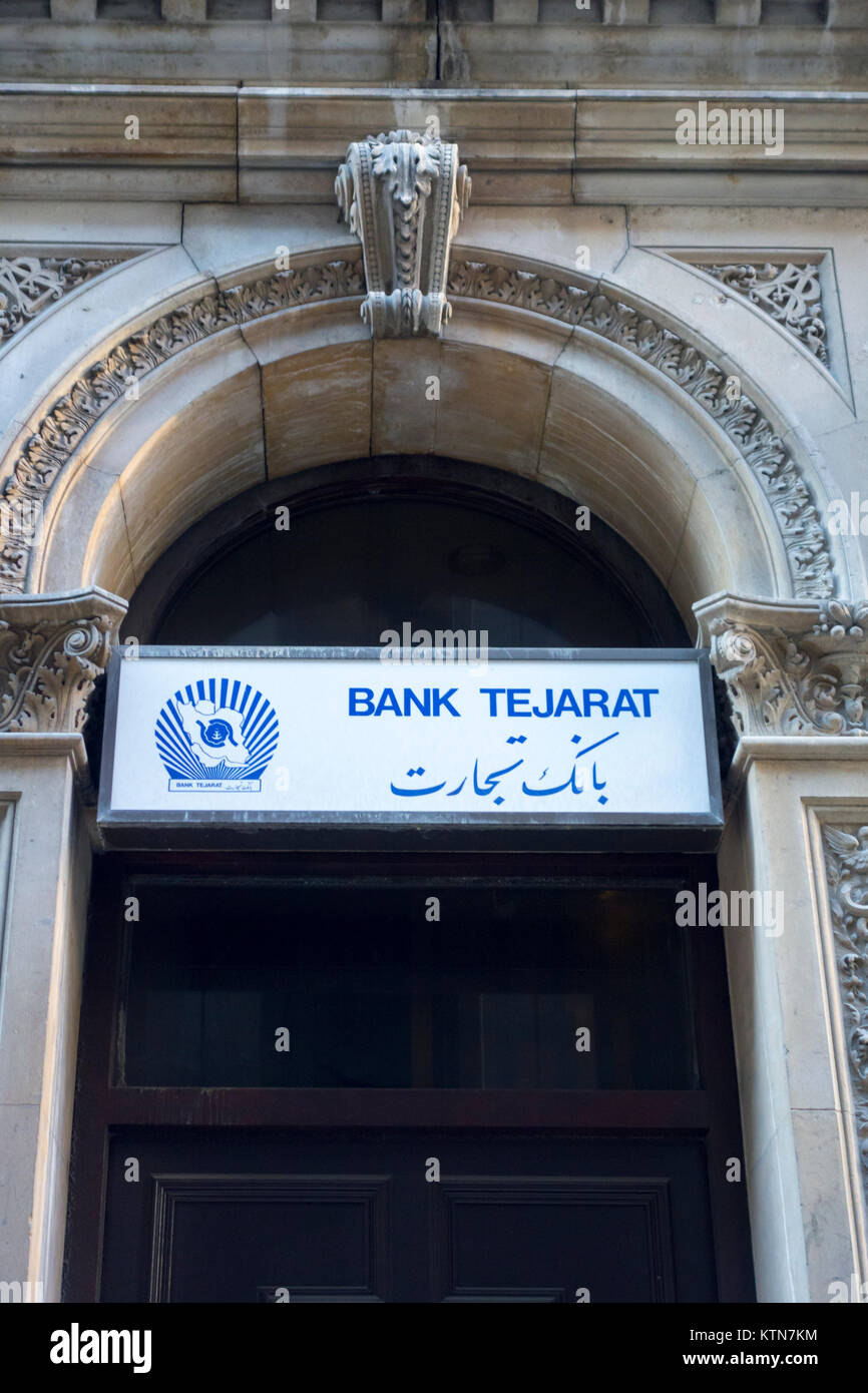 Signe extérieur d'une succursale de banque Tejarat. Bank Tejarat, City of London, UK Banque D'Images