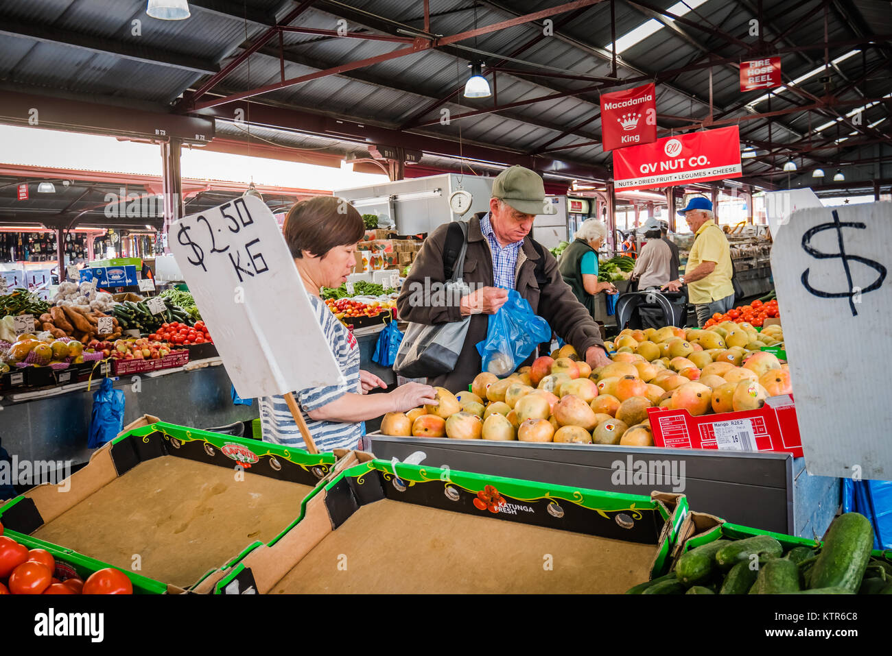 Melbourne le Queen Victoria Market est le plus grand marché en plein air en Australie Banque D'Images