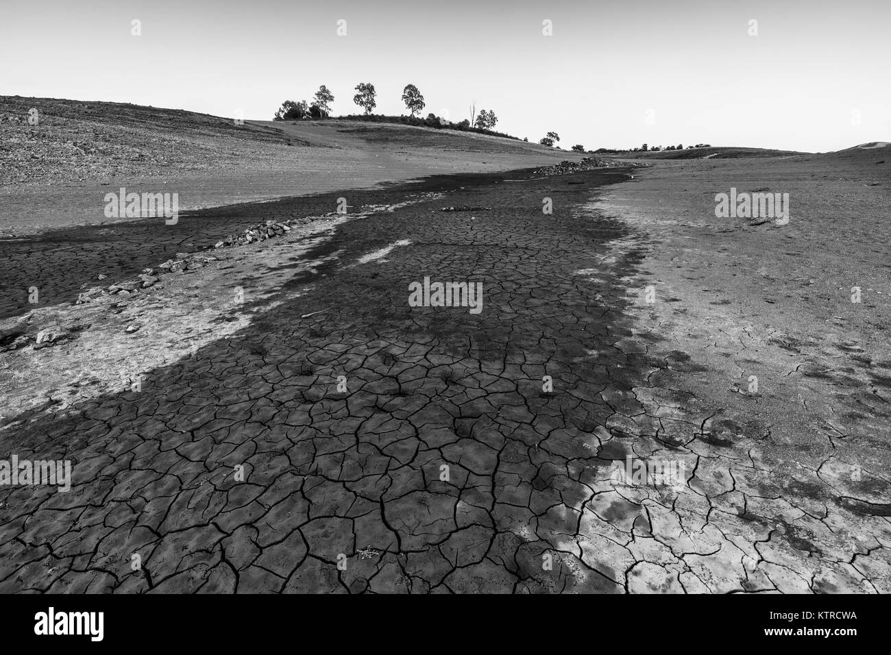 Dry Creek. Paysage dans la région de Granadilla. L'Estrémadure, Espagne. Banque D'Images
