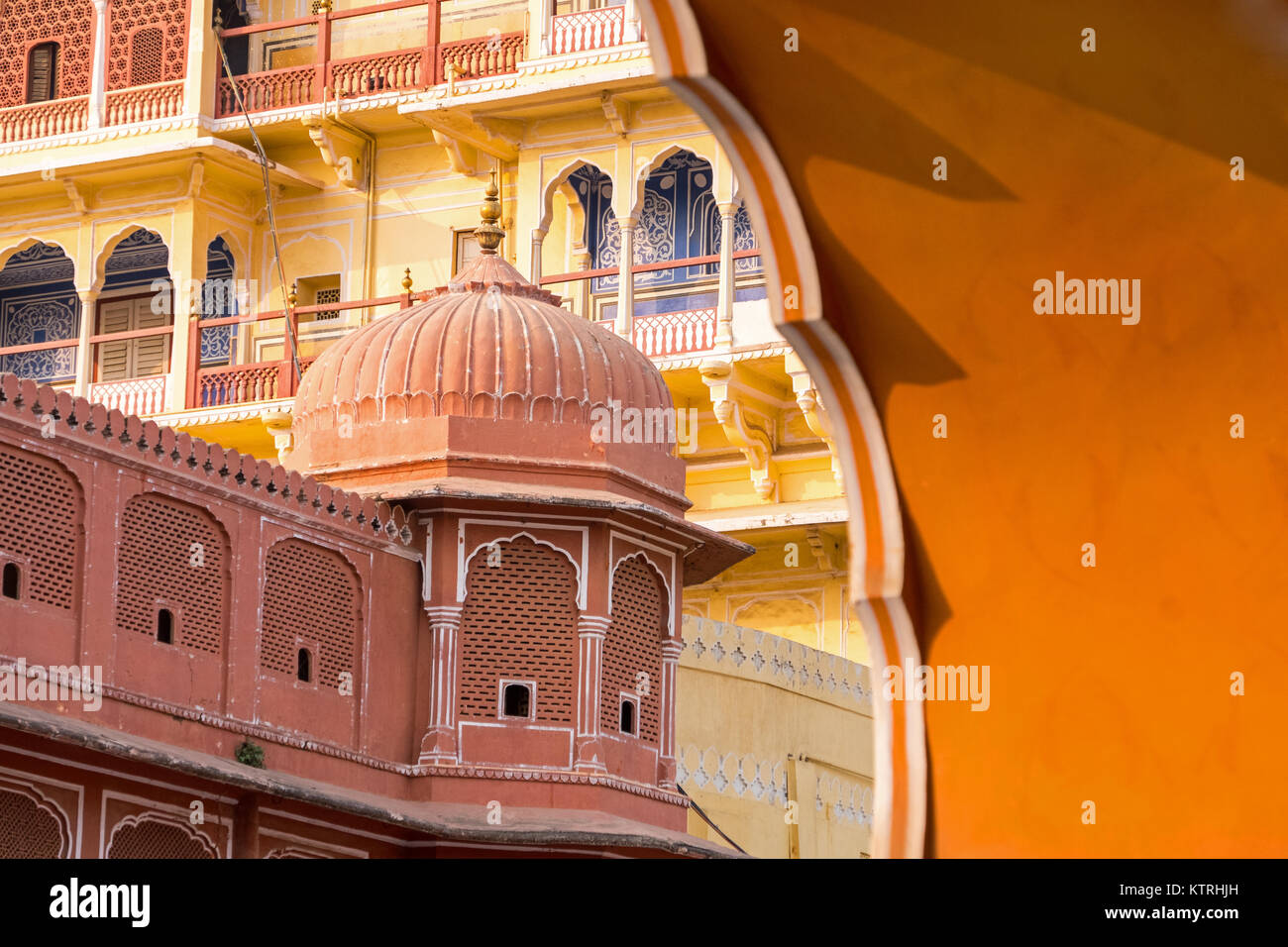L'intérieur du palais de Jaipur connu comme la Ville Rose, Rajasthan, Inde Banque D'Images