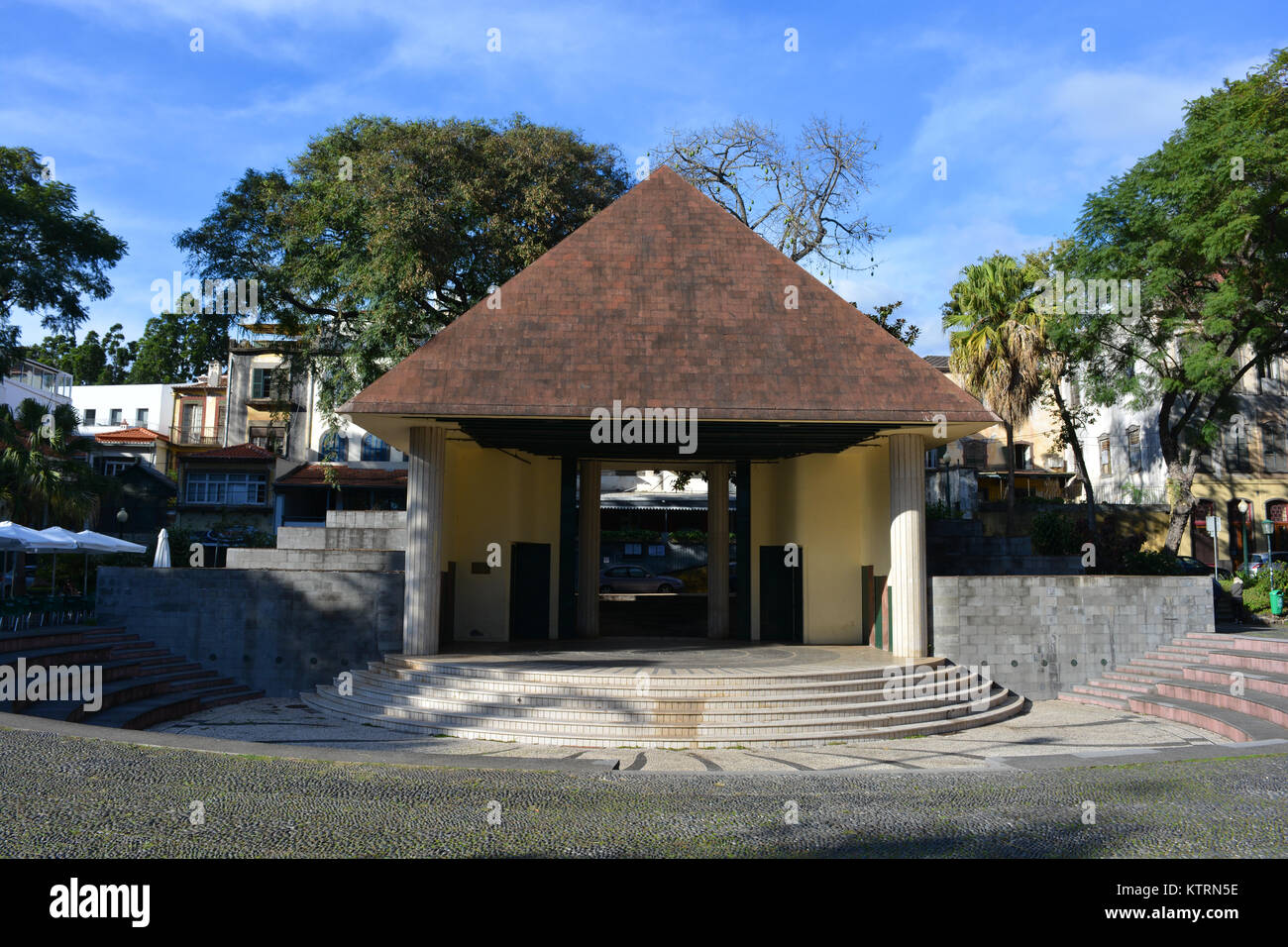 Auditorium de manifestations culturelles dans les Jardins Municipaux, Av. Arriaga, Funchal, Portugal Banque D'Images