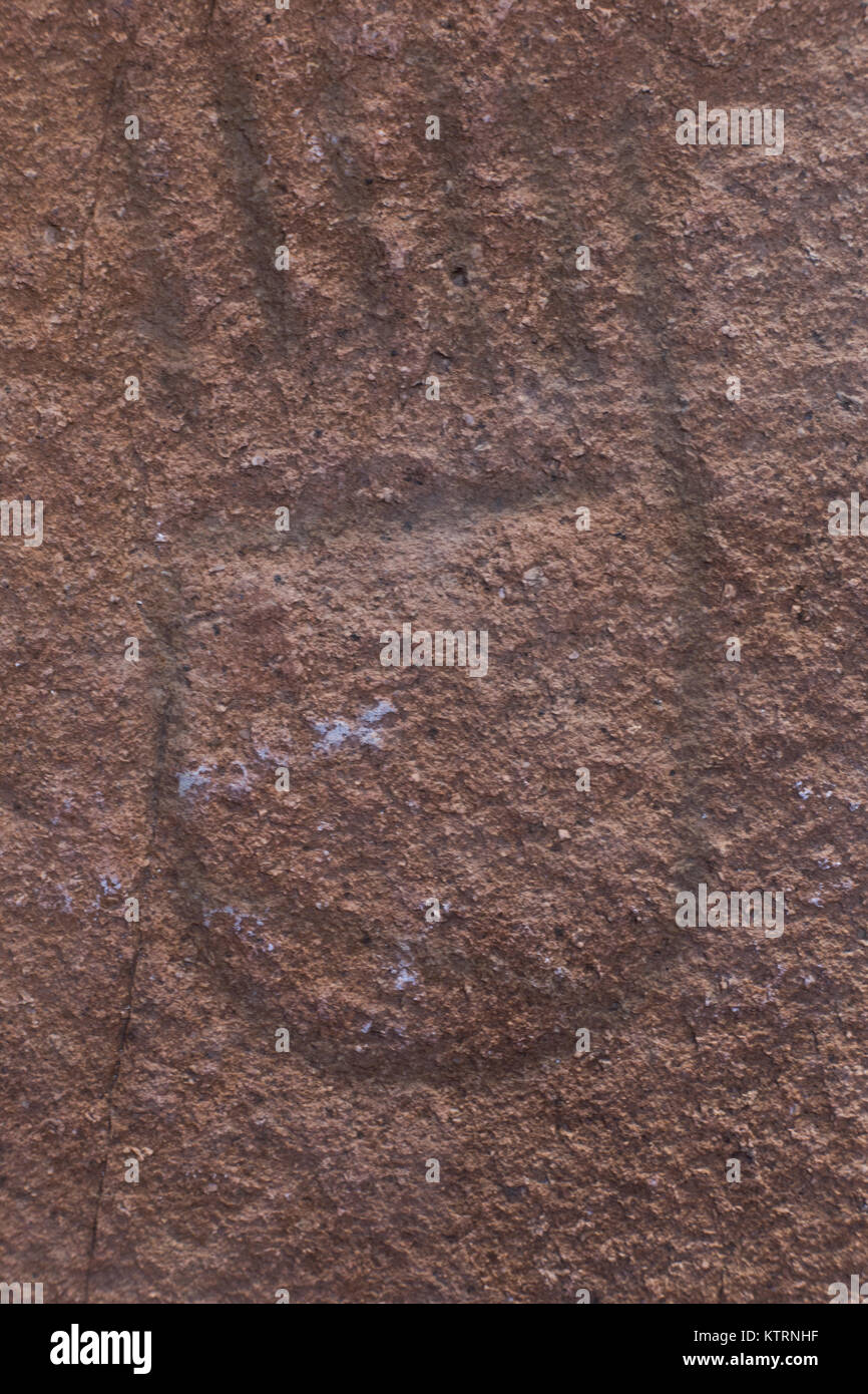 Badajoz, Espagne - 21 novembre 2017 : lyre Primitive appartenant à la Stèle guerrier de Jerez de los Caballeros, fin de l'âge du Bronze. Musée Archéologique de Badajoz Banque D'Images