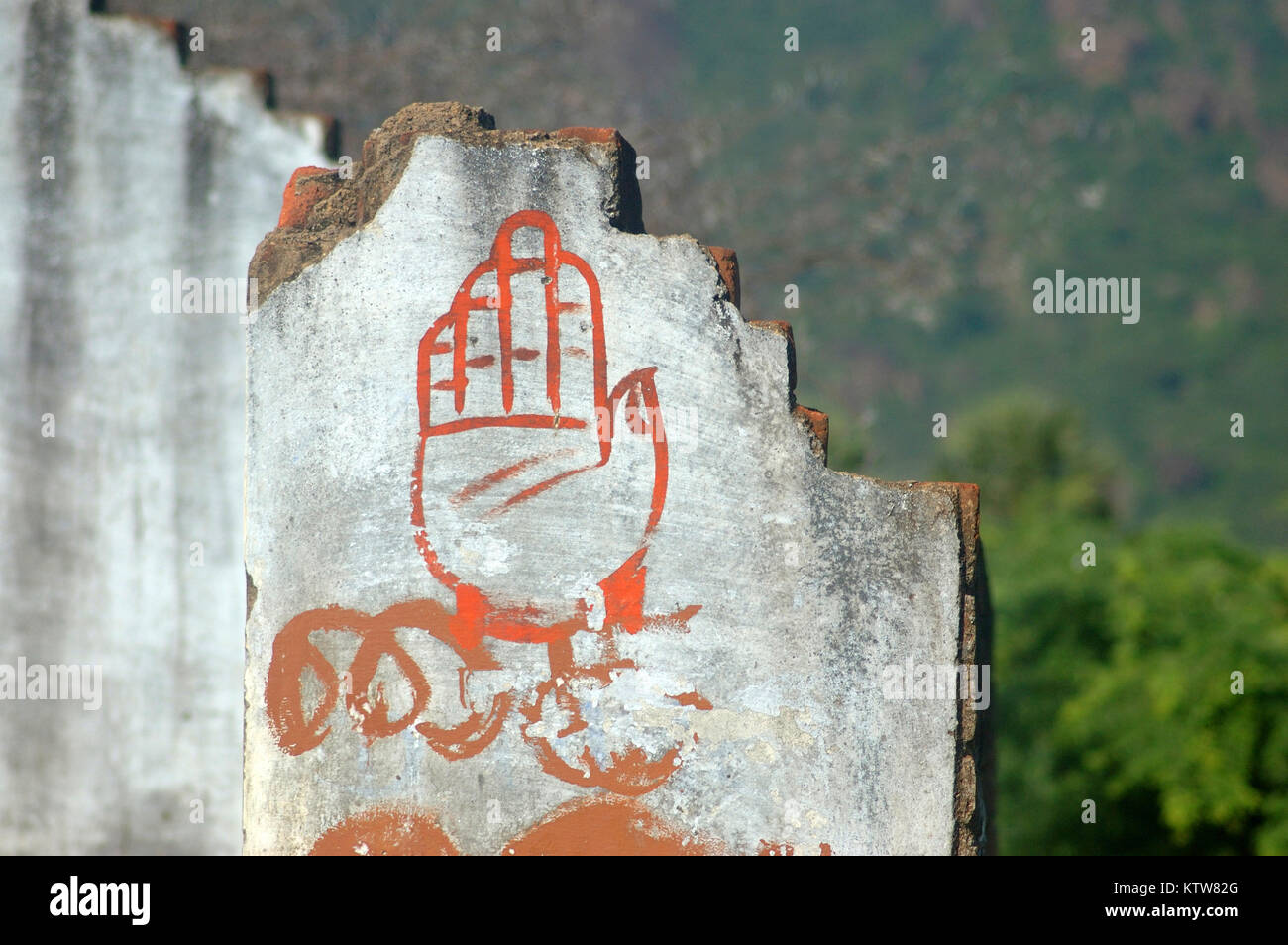 Grafitti prend en charge le Parti du Congrès dans le Tamil Nadu, Inde Banque D'Images