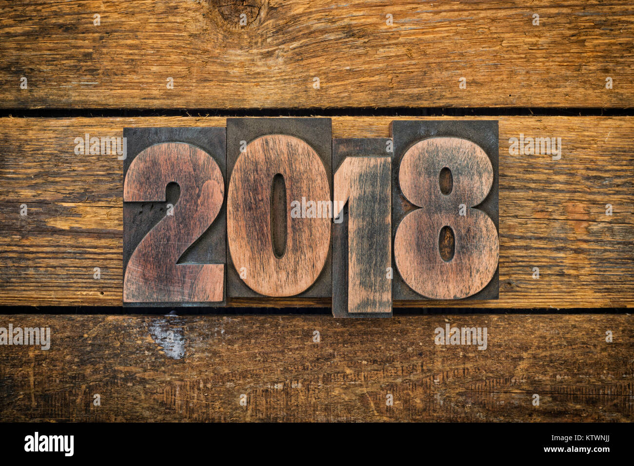 Jeu de l'année 2018 avec la typographie vintage blocs sur ruustic wood background Banque D'Images