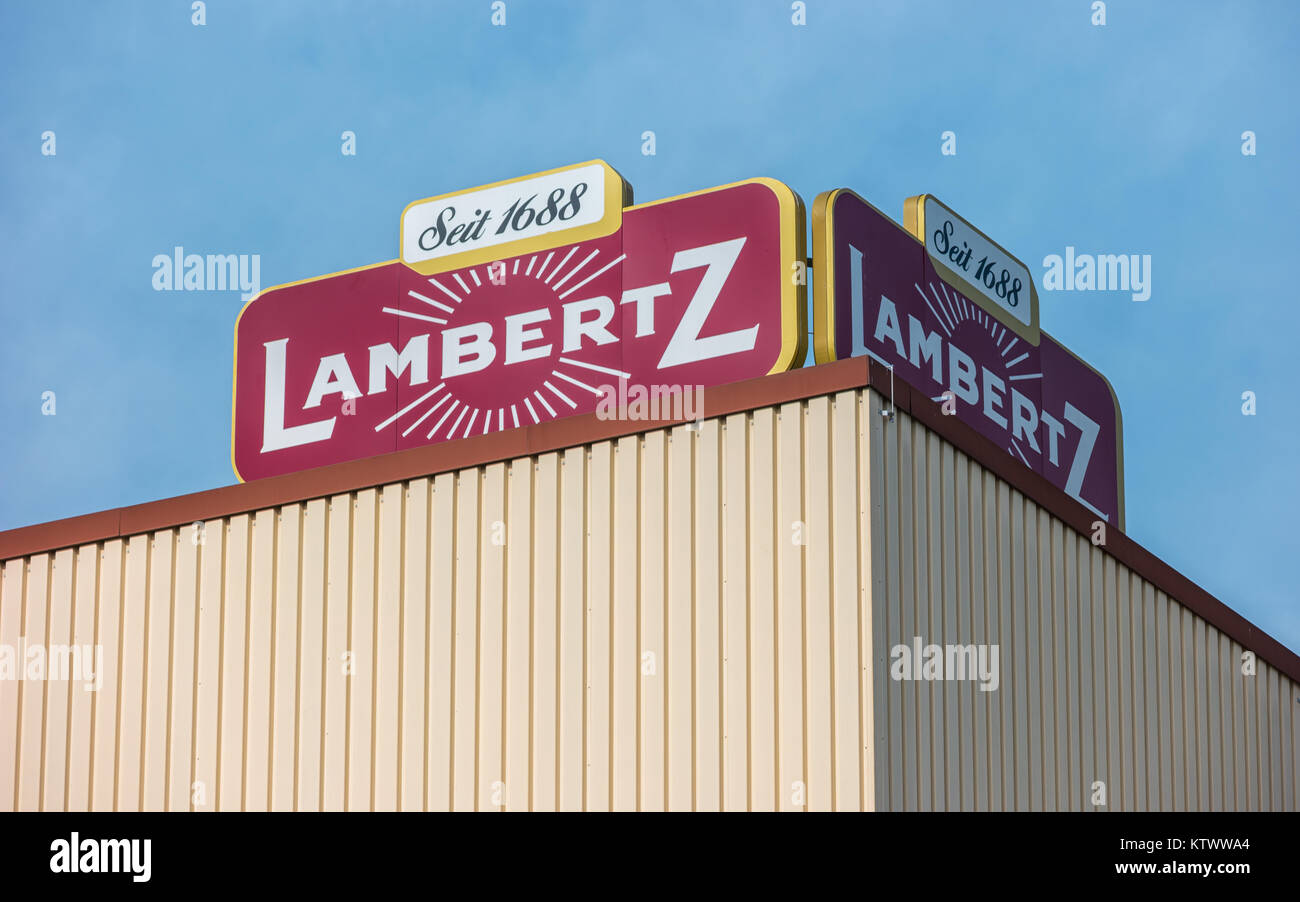 Lambertz Logo sur un bâtiment de l'usine. L'Lambertz Group est une Aachener Printen- et chocolaterie fondée par Henry Lambertz 1688 et une fabrication Banque D'Images