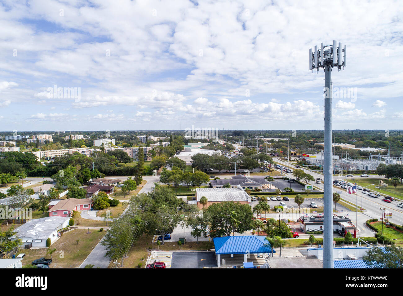 Floride,FL South,Bradenton,Cortez Road,relais de diffusion cellulaire tour de téléphone cellulaire,vue aérienne aérienne aérienne de l'oeil d'oiseau au-dessus, les visiteurs voyage à Banque D'Images