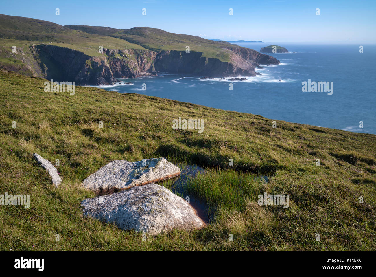 Falaises, Arranmore Island, comté de Donegal, Ulster, République d'Irlande, Europe Banque D'Images