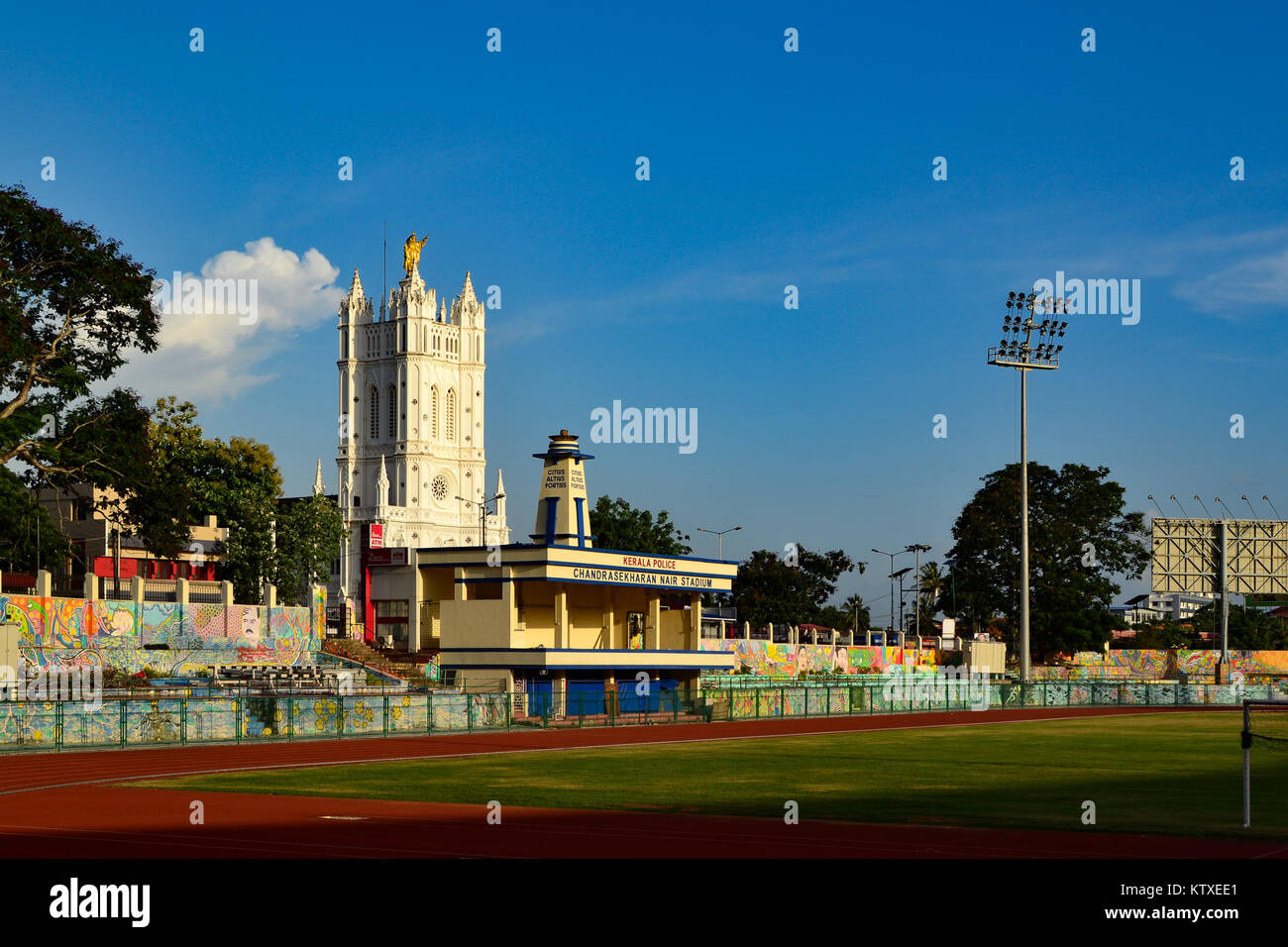 Une vue de la cathédrale de Palayam et stade Chandrasekharan Nair à Trivandrum Banque D'Images