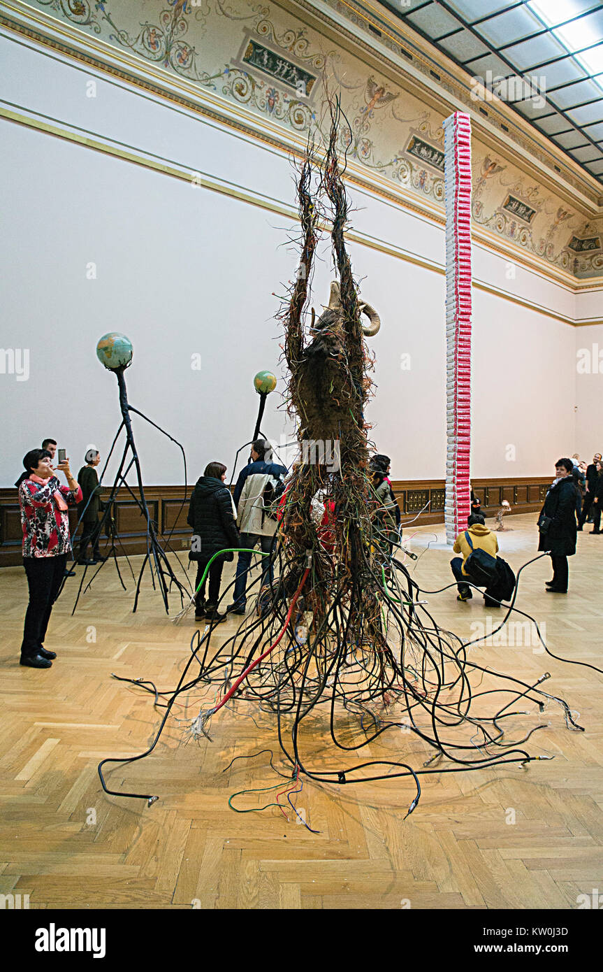 Galerie Rudolfinum, Kristof Kintera : exposition arbres nerveux Banque D'Images