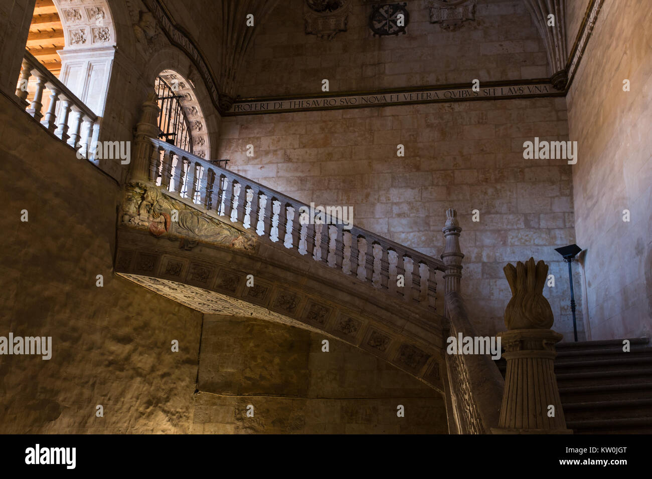 Salamanque, Espagne - 22 décembre 2012 : Couvent de Saint Stephen. Soto escalier. Cet escalier technique audacieux et novateur a été lancé en 1553 et Banque D'Images