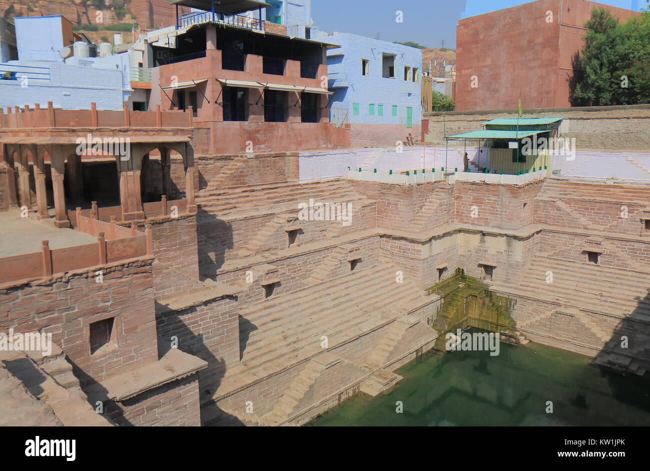L'architecture historique de l'étape bien Jodhpur Inde Banque D'Images
