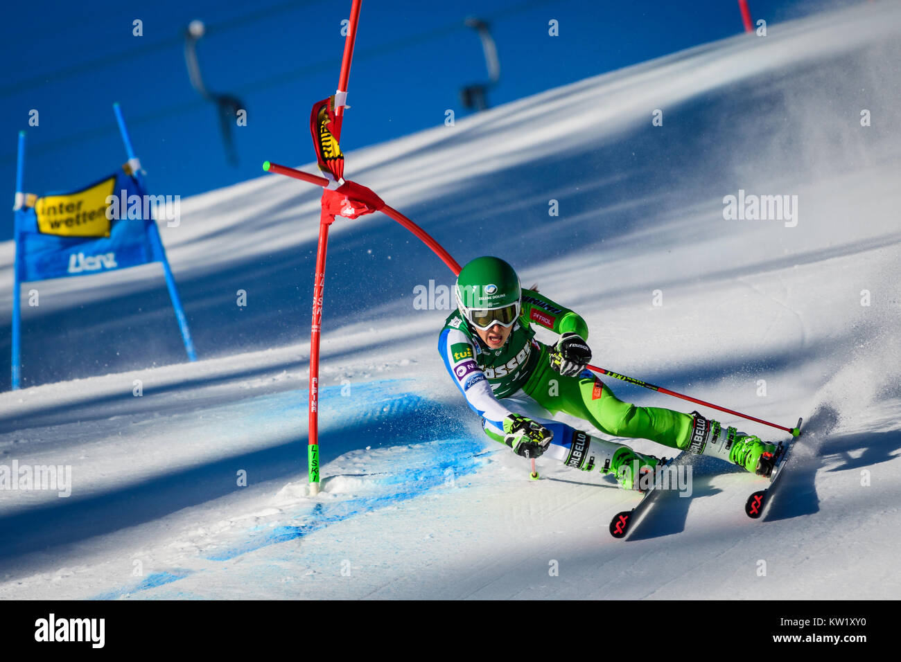 Tina robnik Banque de photographies et d’images à haute résolution Alamy