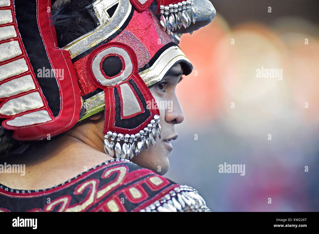 23 décembre 2017 - San Diego State guerrier aztèque mascot montres de la ligne de côté au cours du deuxième trimestre d'un collège NCAA Football jeu contre l'armée dans les Forces armées de Lockheed Martin à Bol Stade Amon G. Carter à Fort Worth, Texas. 42-35 L'armée a gagné. McAfee Austin/CSM Banque D'Images