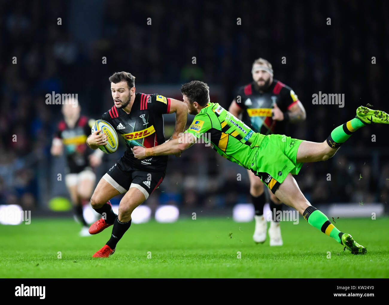 Londres, Royaume-Uni. 30 Décembre, 2017. Danny Care a été abordé au cours de Big Game 10 - Aviva Premiership match entre Harlequins vs Northampton Saints au stade de Twickenham le Samedi, 30 décembre 2017. Londres en Angleterre. Credit : Taka G Wu/Alamy Live News Banque D'Images