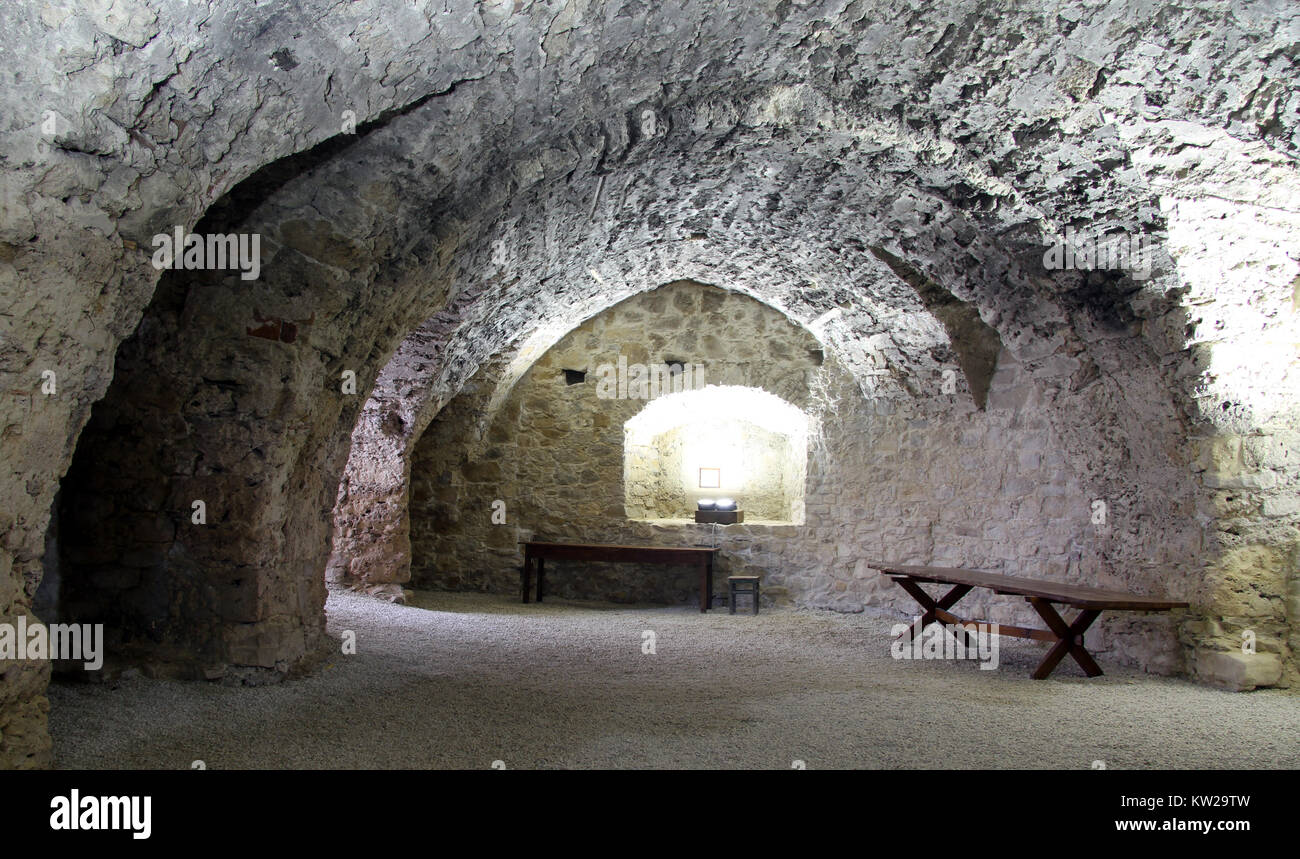 Cave en brique avec de la lumière blanche Banque D'Images