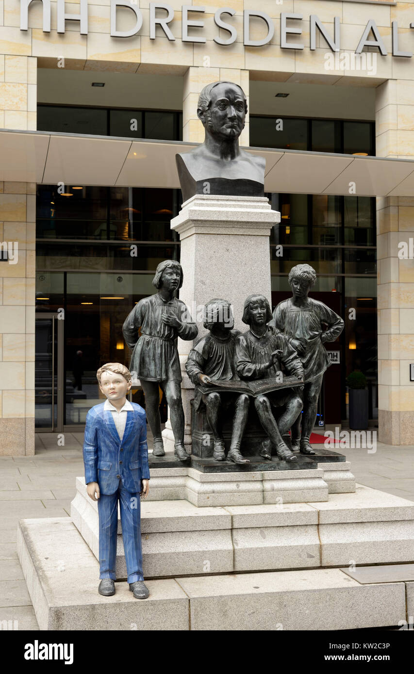 Dresde, monument pour la croix maître Ernst Julius Otto , Denkmal für den Kreuzkantor Ernst Julius Otto Banque D'Images