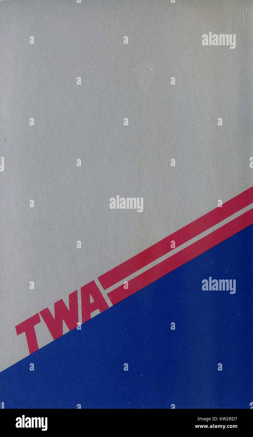 La couverture du menu TRANS World Airlines de 04 représente un design vintage, reflétant l'esthétique du voyage aérien du milieu du XXe siècle et le service aux passagers. Banque D'Images