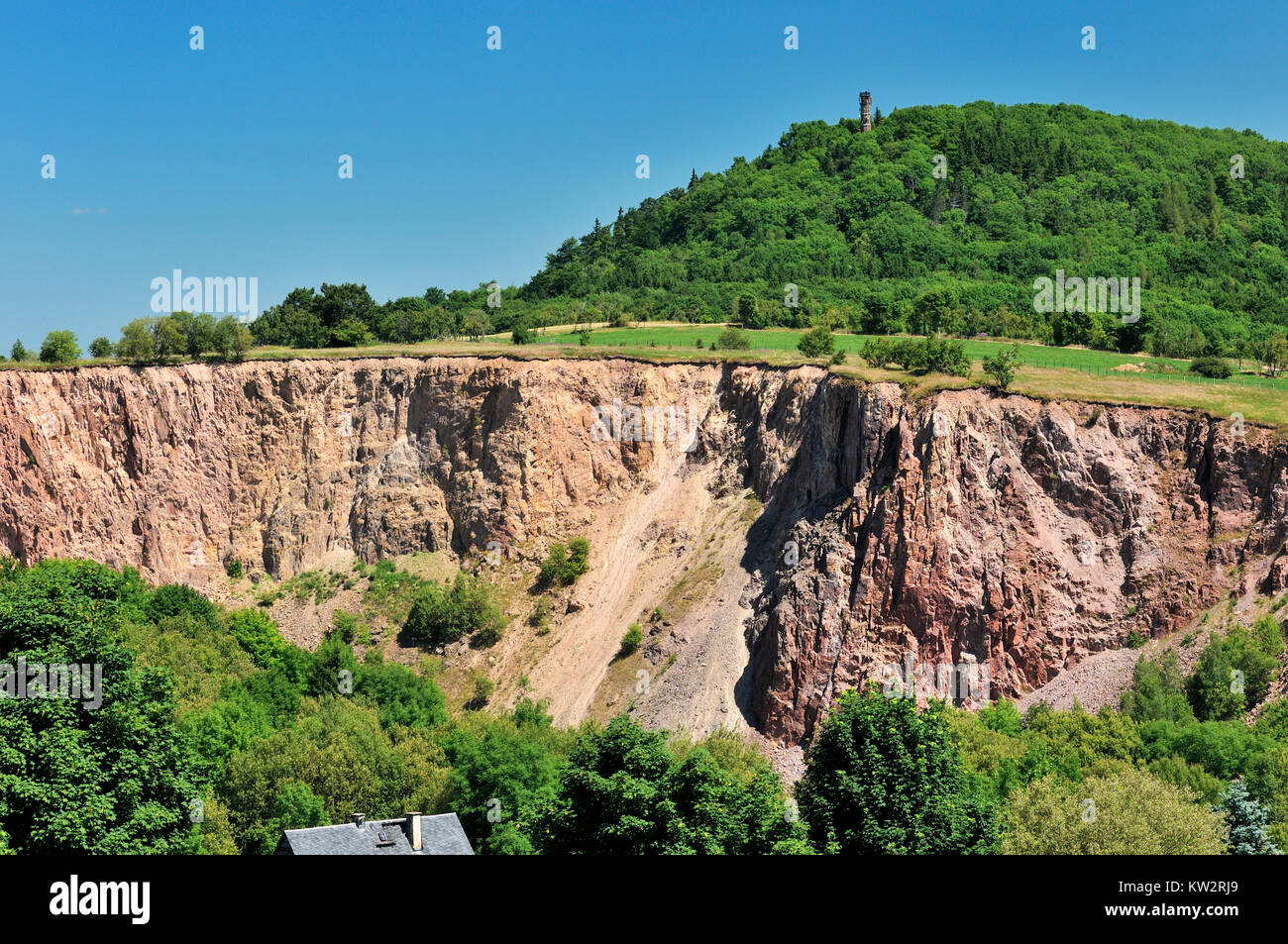 Altenberger Pinge geotop national devant la montagne, Geising, Geotop Altenberger Osterzgebirge nationales Pinge vor dem Geisingberg Banque D'Images