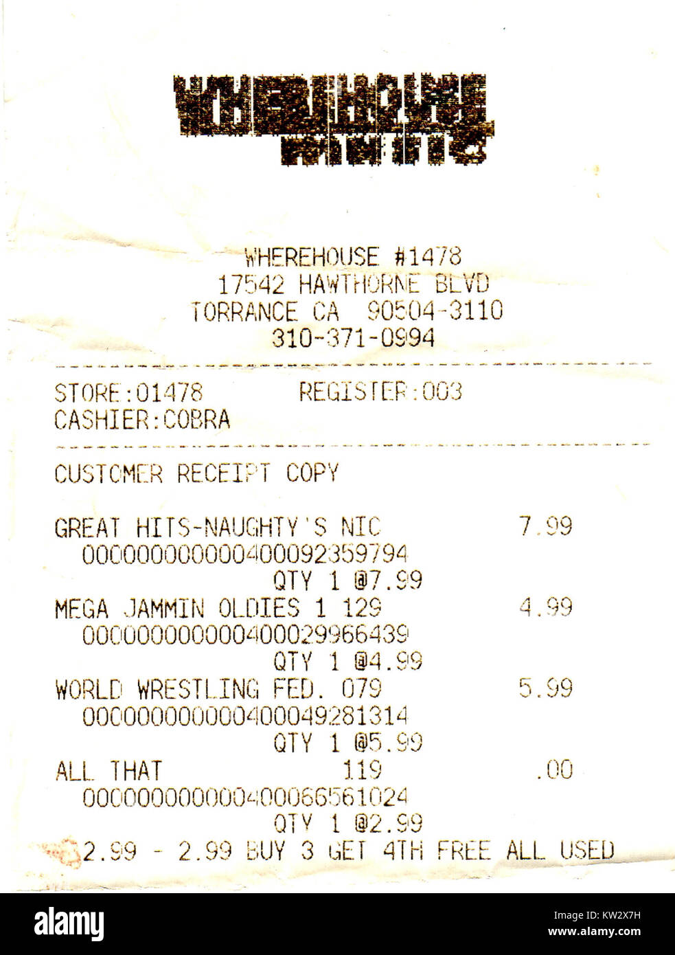 Le reçu Wherehouse Entertainment est un document montrant une transaction effectuée chez Wherehouse Entertainment, un détaillant spécialisé dans la musique, les films et les produits de divertissement. Banque D'Images