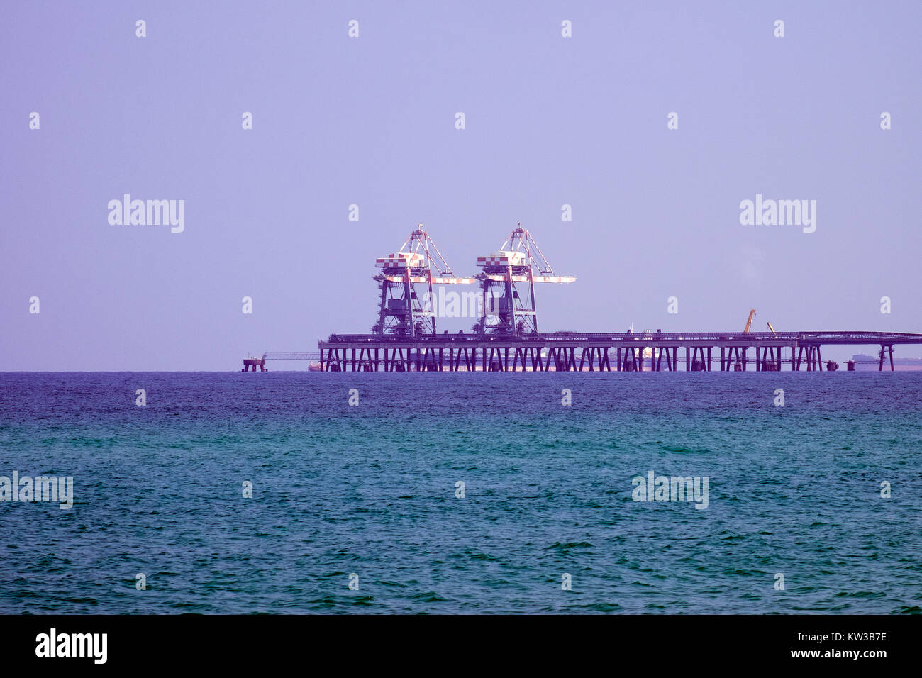 Amarrage du charbon de la centrale électrique d'Ashkelon (Israël) Banque D'Images