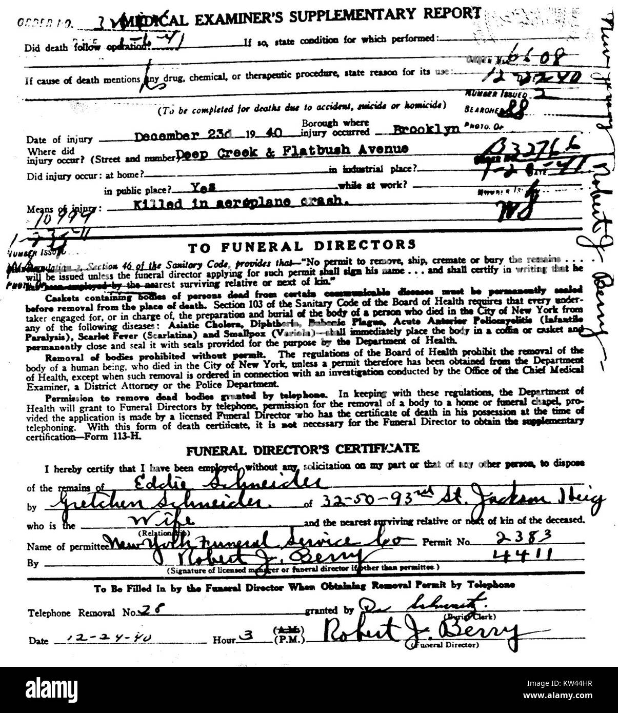 Eddie August Schneider était connu pour son travail médical ou ses contributions. Son implication dans le domaine médical a probablement mené à des innovations ou à des recherches importantes en matière de santé. Banque D'Images