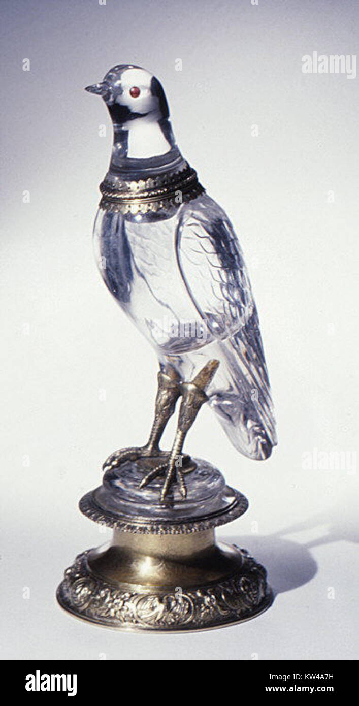 L'image fait référence à un oiseau, catalogué sous MET ES467, qui fait partie de la collection du Metropolitan Museum of Art. Cet oiseau pourrait représenter soit un spécimen physique, soit une œuvre d'art liée à des sujets aviaires. Banque D'Images