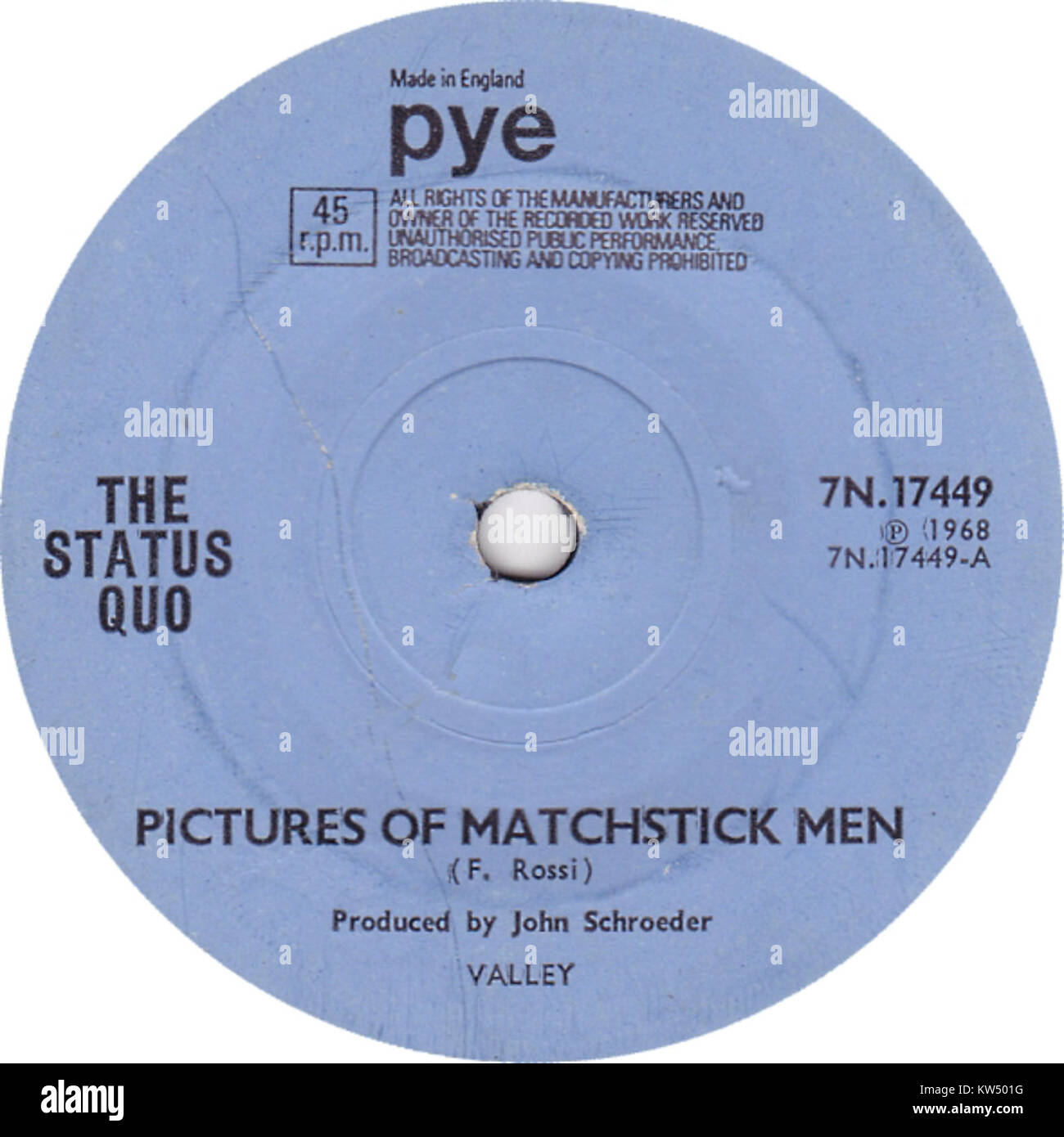Un disque vinyle de 'Pictures of Matchstick Men' par Status quo, un groupe de rock populaire du Royaume-Uni. L'album comprend le single emblématique du groupe en 1968, mettant en vedette leur premier son avec des riffs de guitare énergiques et des mélodies entraînantes. Banque D'Images