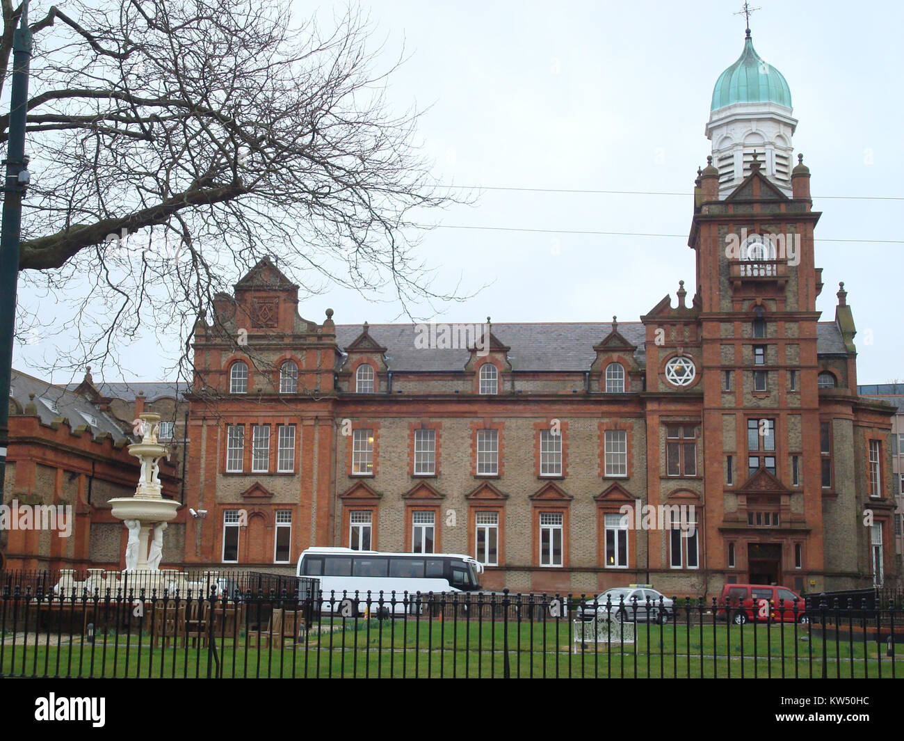 Une image de Bewley's Hotel, situé en Irlande, connu pour son architecture et son hébergement de luxe, un établissement de premier plan dans le secteur hôtelier de Dublin. Banque D'Images