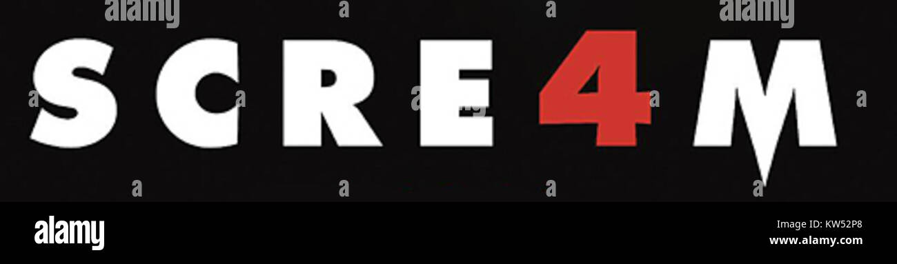 Scream 4 est un film américain réalisé par Wes Craven en 2011. Il s'agit du quatrième épisode de la série Scream, poursuivant l'histoire de Sidney Prescott et le tueur de Ghostface, tout en introduisant de nouveaux personnages. Banque D'Images