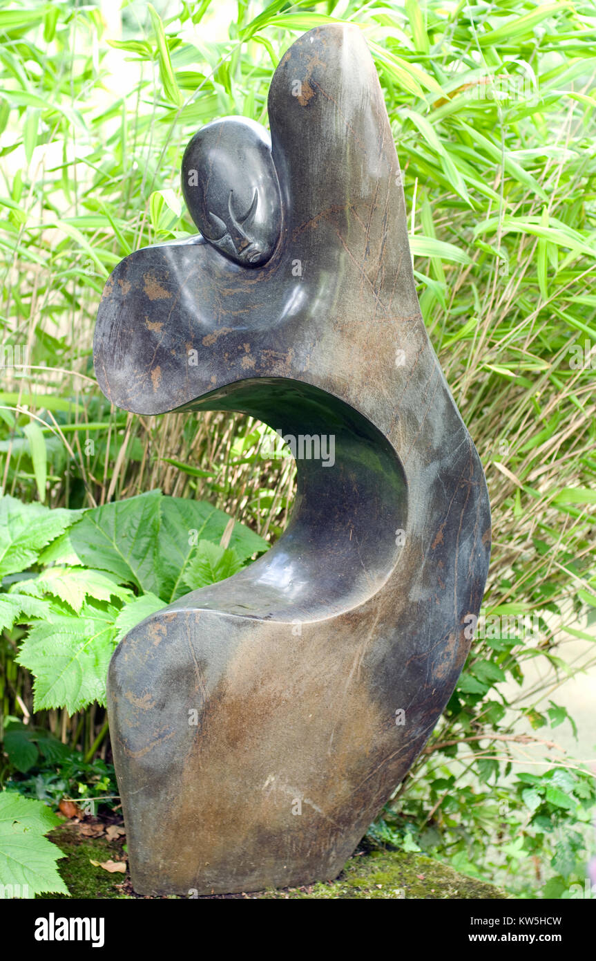 Femme sensuelle stone sculpture paysagère Banque D'Images