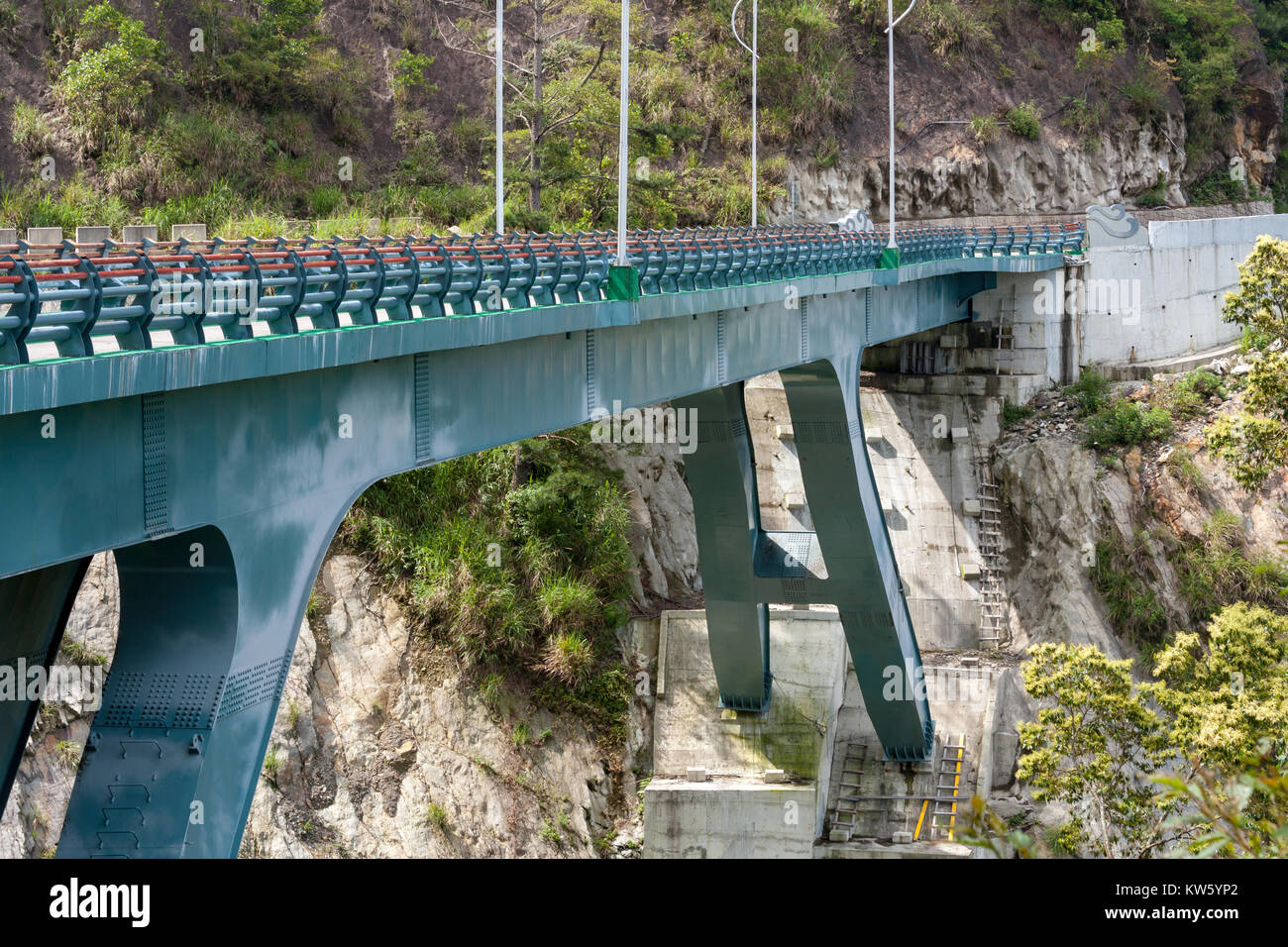 Xueshan, Syueshan Hsuehshan ou pont de fer, à environ 2,6 km avant Daxueshan National Forest Recreation Area, Heping District, Taipei City, Taiwan Banque D'Images