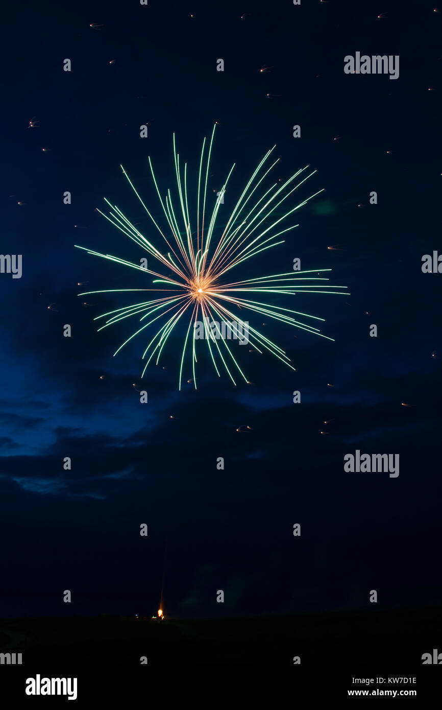 Star artifice éclater ; Land's End, Cornwall, UK Banque D'Images