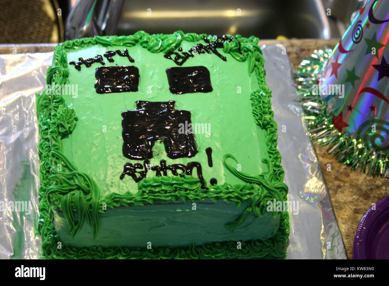 Décoration de gâteau d'âge d'anniversaire de style Minecraft -  France