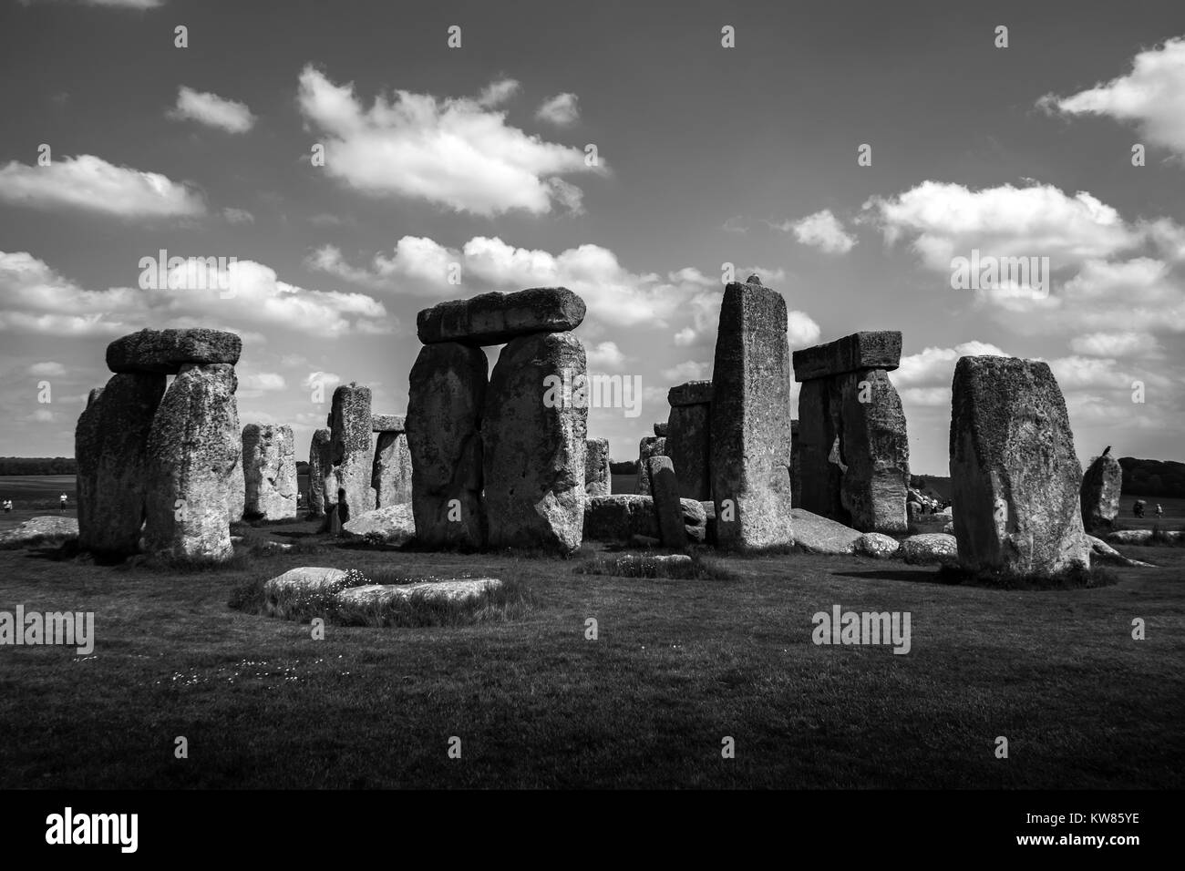 Une image en noir et blanc de la emblématiques de Stonehenge Banque D'Images