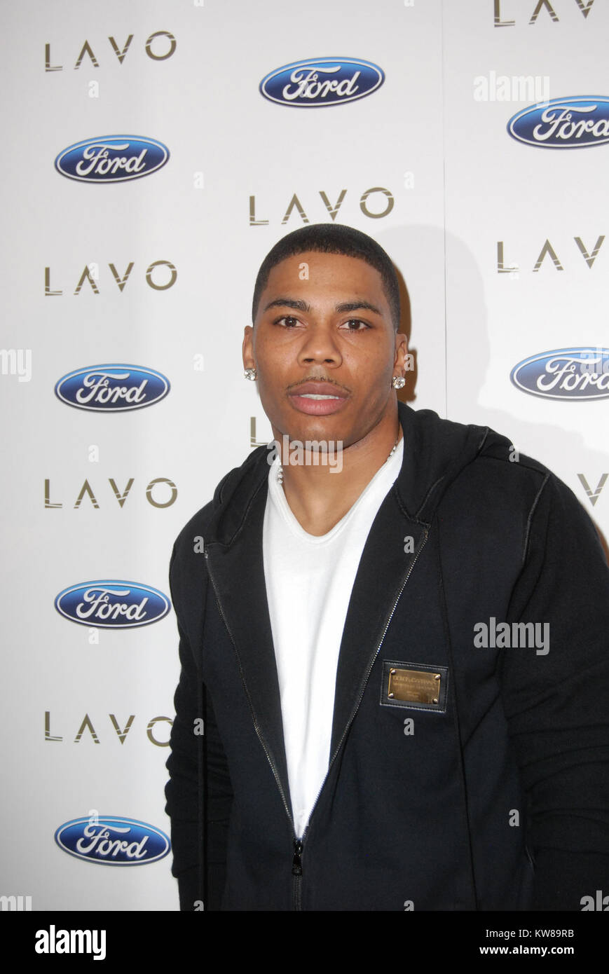 LAS VEGAS - 02 novembre : la chanteuse Nelly arrive à sa surprise d'anniversaire à Lavo restaurant et discothèque le 2 novembre 2008 à Las Vegas, Nevada. People : Nelly Banque D'Images
