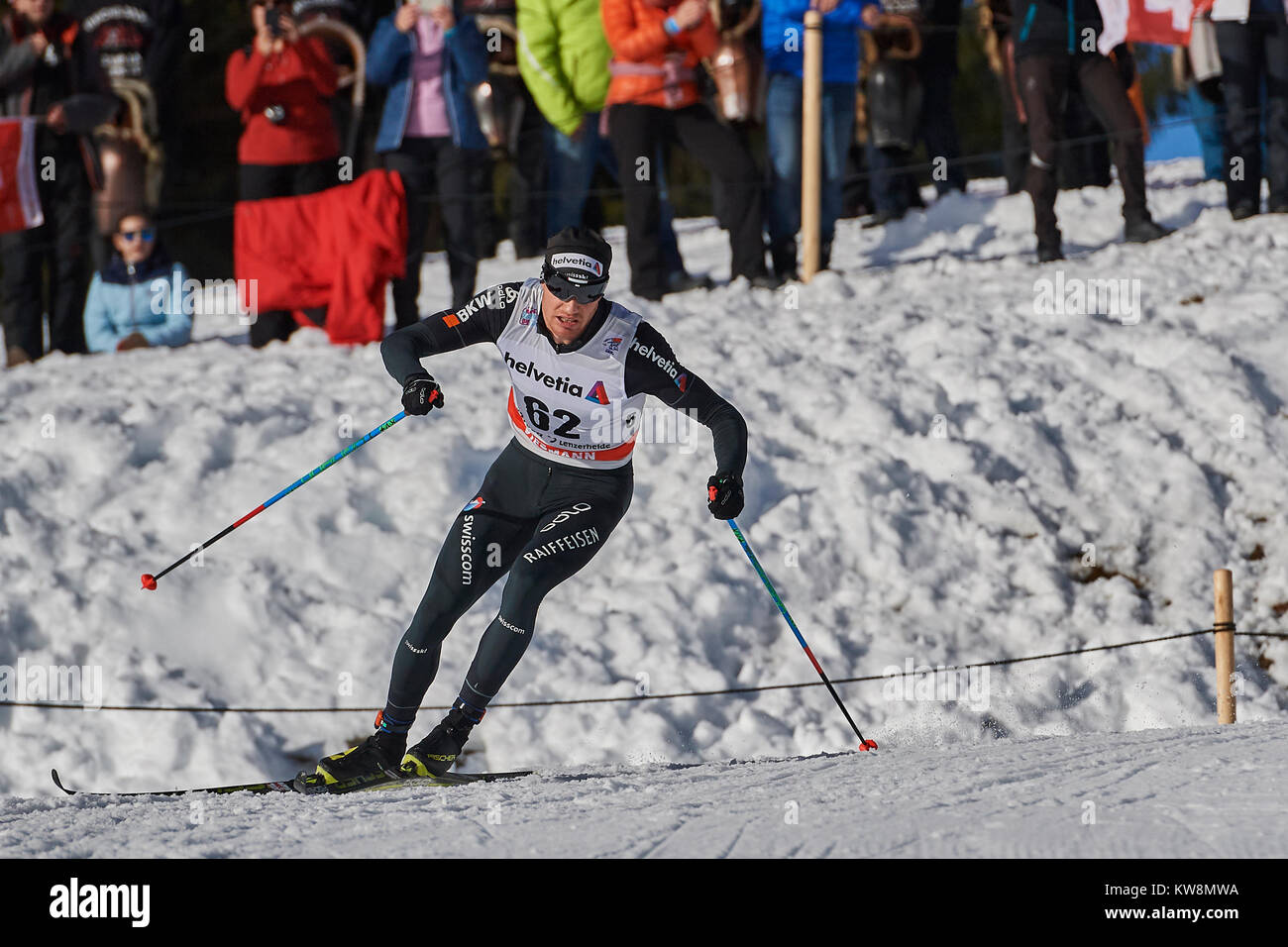 Le Lenzerheide, Suisse, le 31 décembre 2017. Dario Cologna (SUI) au cours de la mens 15 km Classic compétition à la FIS Coupe du Monde de Cross Country Tour de ski 2017 à Lenzerheide. © Rolf Simeon/proclamer/Alamy Live News Banque D'Images