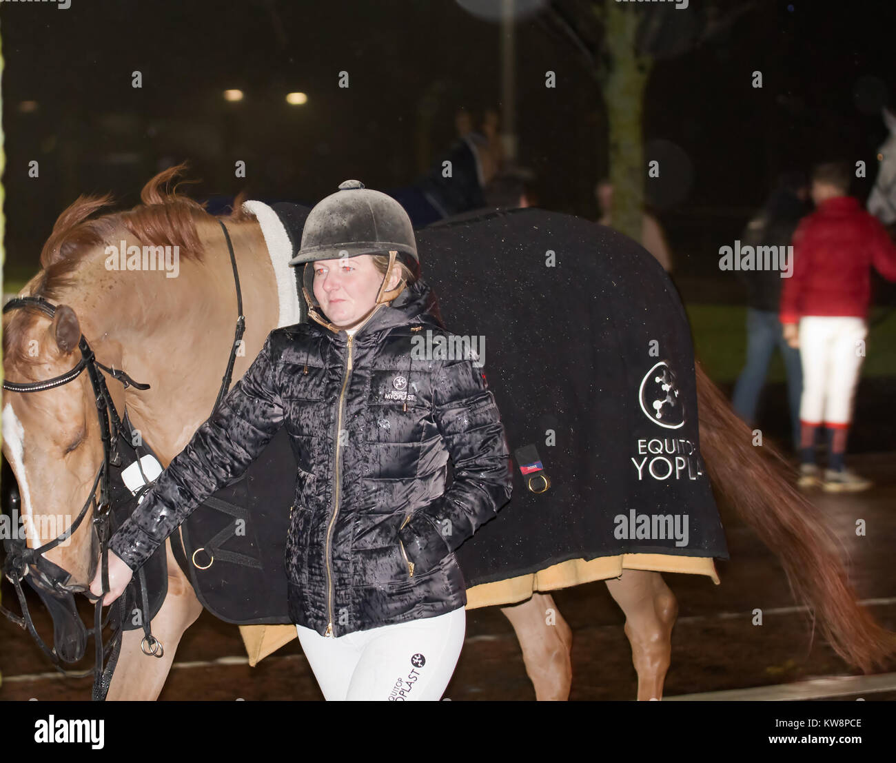 Liverpool, UK, le 31 décembre 2017. Un incendie majeur se déclare dans un parking de plusieurs étages à côté de l'Echo Arena Liverpool où l'International Horse show avait lieu, événement tonights a depuis été annulé de pompier bataille pour que le brasier sous contrôle. Credit : Ken Biggs/Alamy Live News. Banque D'Images