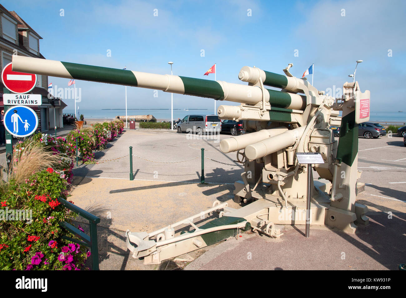 La DEUXIÈME GUERRE MONDIALE allemand célèbre 88mm FLAK et anti-char, conservé et affiché dans Arromanches, Normandie Banque D'Images