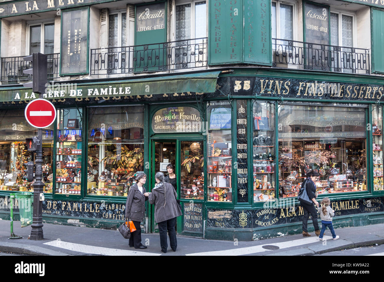 France, Paris (75), A La mere de famille, Sweets Shop. Banque D'Images