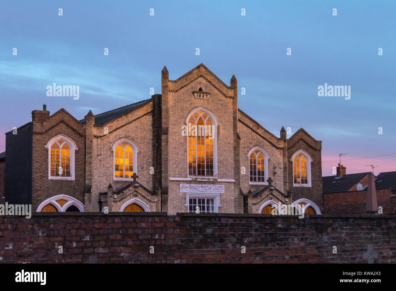 Église baptiste de Boston, 1837, High Street, Boston, Lincolnshire, Angleterre au coucher du soleil Banque D'Images