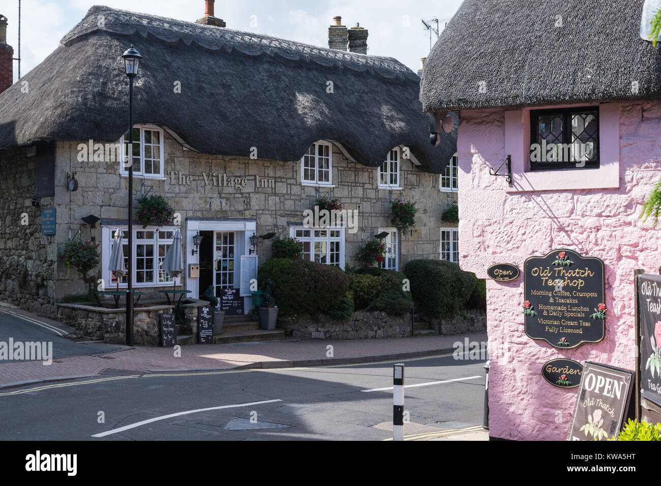 Bâtiments en chaume dans vieux village de Shanklin, Isle of Wight, Angleterre, Royaume-Uni. Banque D'Images
