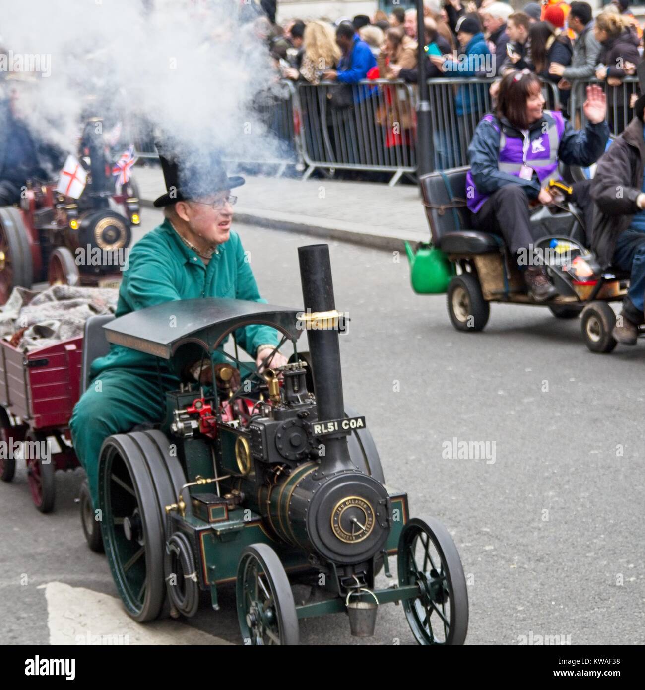 Londres, Royaume-Uni. 1er janvier 2018. Des milliers d'artistes du monde entier ont participé au 32e congrès annuel à thème showtime Londres défilé du Nouvel An 2018, LNYDP, à Londres, au Royaume-Uni. Crédit : N Le Pape - Editorial/Alamy Live News. Banque D'Images