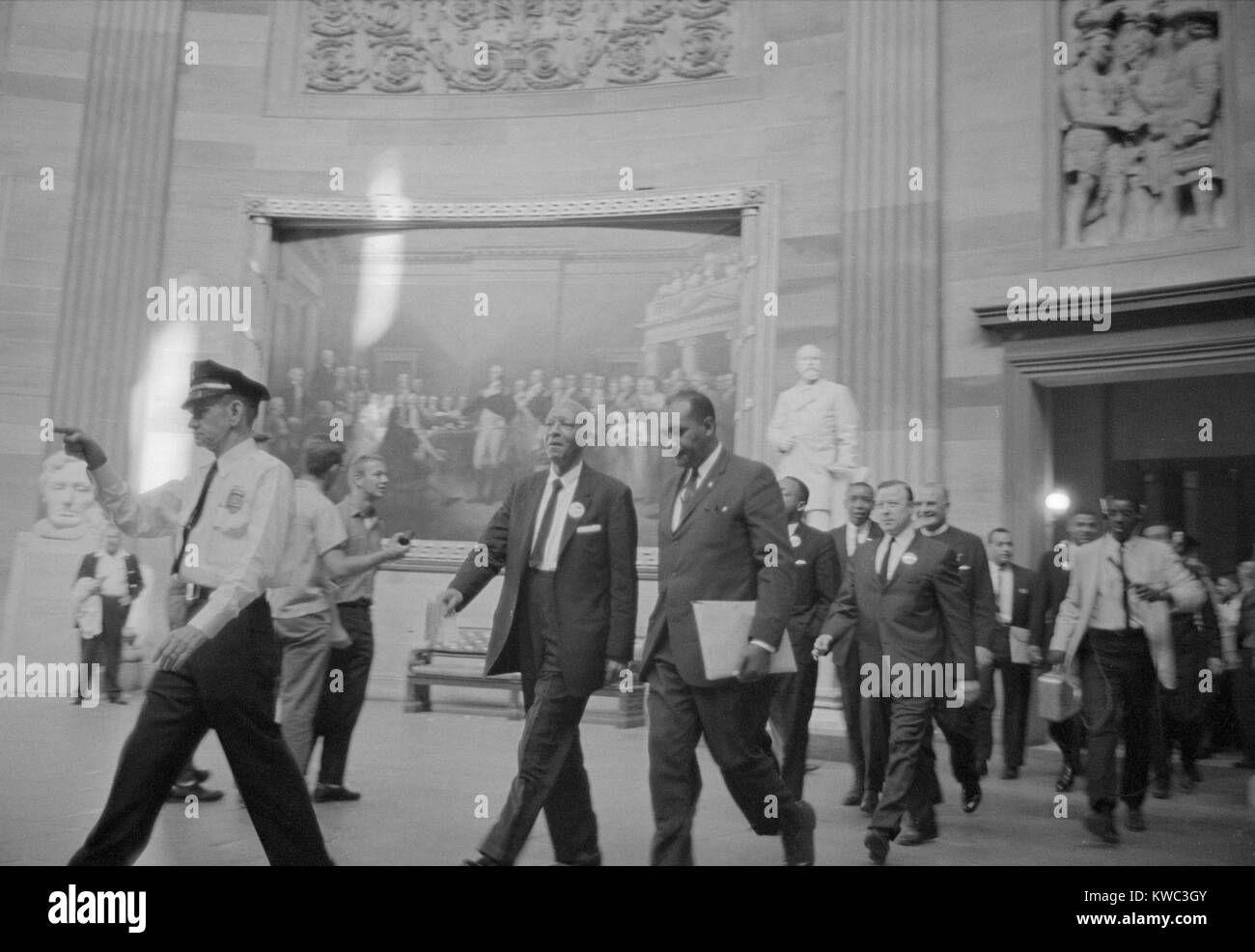 A. Philip Randolph et dirigeants des droits civils dans la capitale américaine au cours de la Marche sur Washington. Le 28 août 1963. (BSLOC   2015 14 102) Banque D'Images