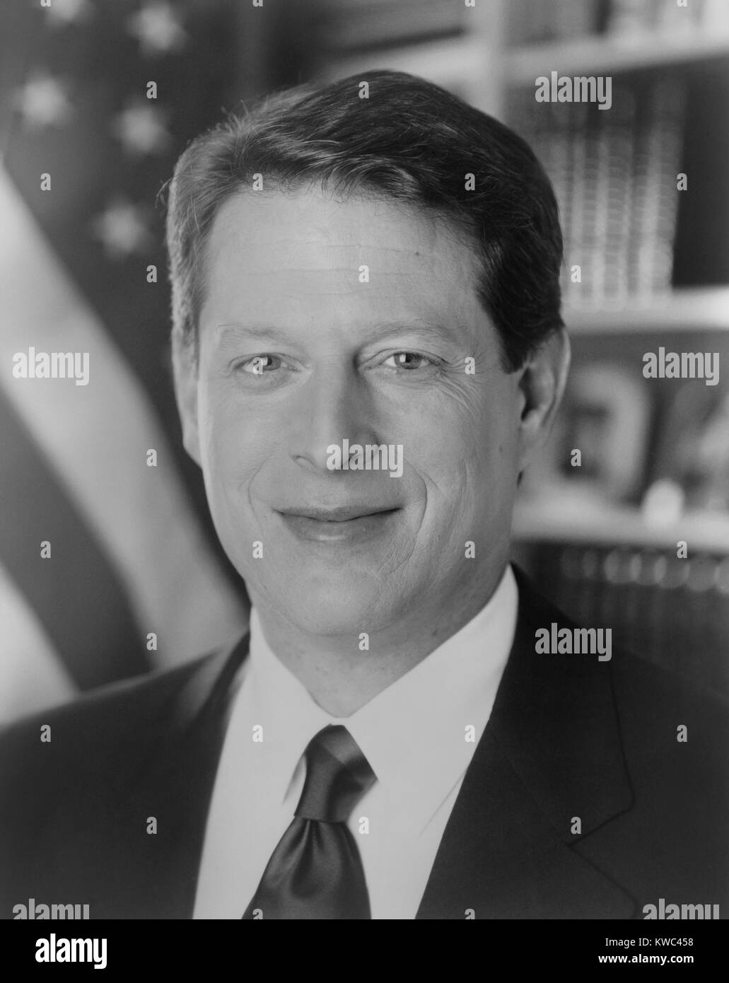 Le sénateur Albert Gore en 1992, comme candidat à la vice-présidence. Il a servi deux mandats avec le président Bill Clinton et a été le candidat démocrate qui a perdu à George W. Bush dans l'élection de 2000. (BSLOC   2015 14 82) Banque D'Images