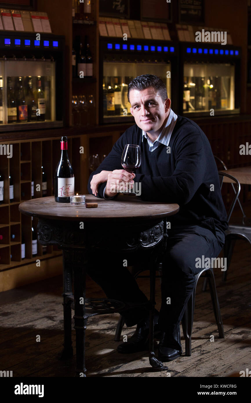 Andrew Sheridan, ex-Angleterre prop dans le monde du rugby, maintenant titulaire de Wine and Spirit Education Trust Diplôme, photographié à Vagabond, UL Londres Banque D'Images