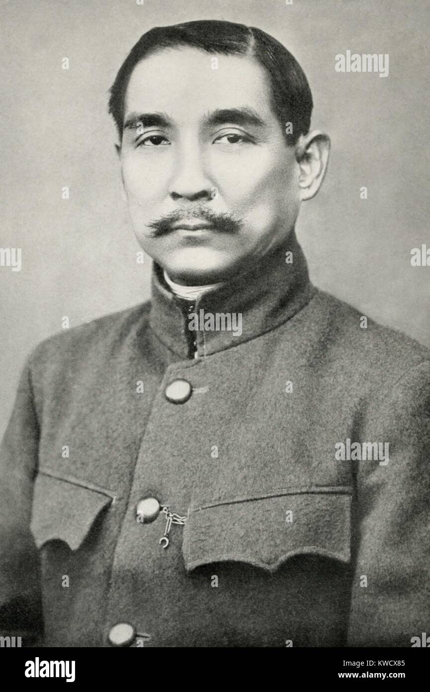 Sun Yat-sen, a été le premier Révolutionnaire Provisoire Président de la nouvelle République chinoise en 1912. Il a commencé son activité révolutionnaire dans les années 1890 (BSLOC 2017 2 72) Banque D'Images