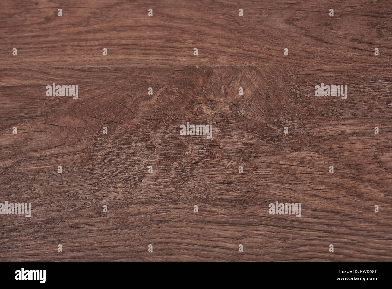 Brown wood texture close-up. Surface de bureau en bois naturel Banque D'Images