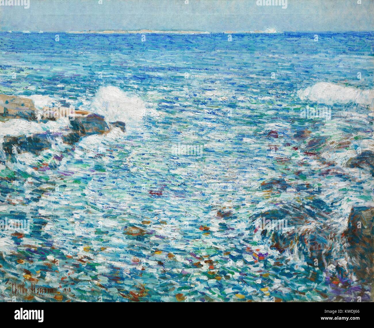 Surfez, ISLES OF SHOALS, par Childe Hassam, 1913, American peinture, huile sur toile. Vision impressionniste des vagues se briser contre les rochers et tourbillonnant en bassins de marée au large des côtes du Maine. L'un de ses critiques dit de Hassams l'impressionnisme, sa clé de couleur a été l'augmentation de plus en plus haut jusqu'à ce qu'il BSLOC crissement simplement (2017 9 18) Banque D'Images