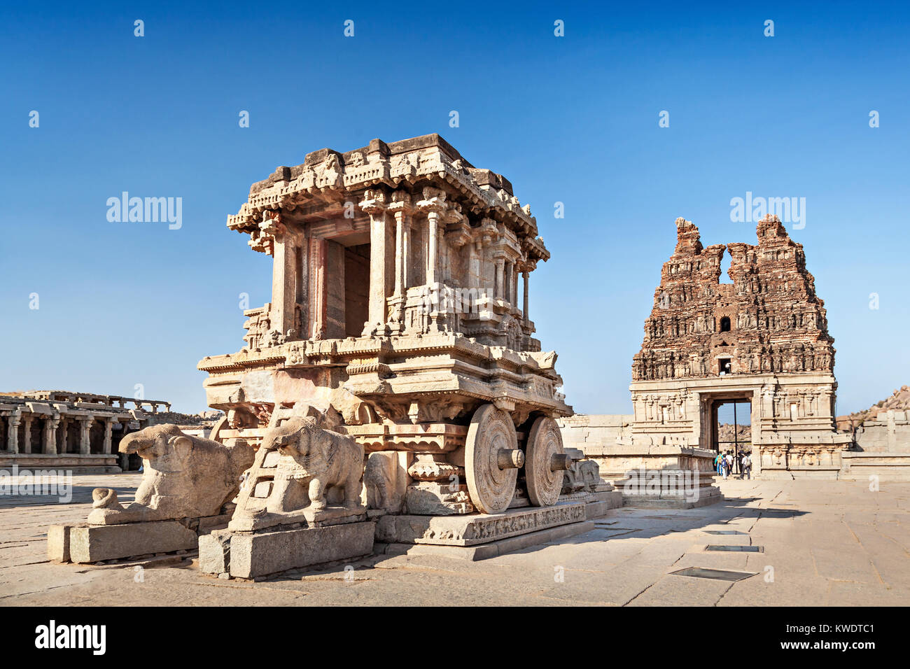 Char et Vittala temple à Hampi, Inde Banque D'Images